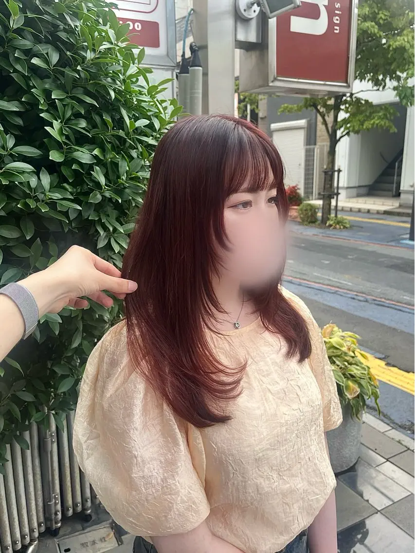 ロング カラー ルビー レイヤーカット カット ヘアカラー トリートメント 韓国レイヤー 🤎🦋Harisのヘアスタイル
