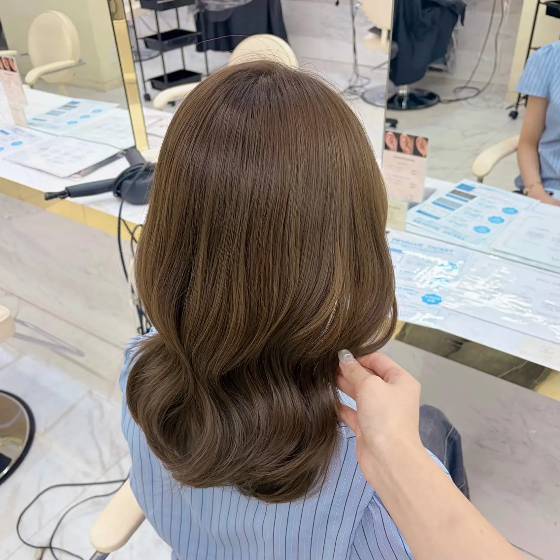 ミディアム ミディアムレイヤー レイヤーカット カット ヘアカラー 韓国レイヤーカット/ オリーブ/toa🕊のヘアスタイル