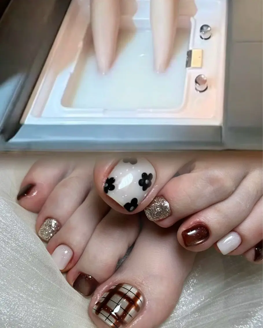 ネイル フレンチネイル ラメ(グリッター) ラメグラデーション マグネットネイル 持ち込み Unicorn Nail原宿表参道のネイルデザイン