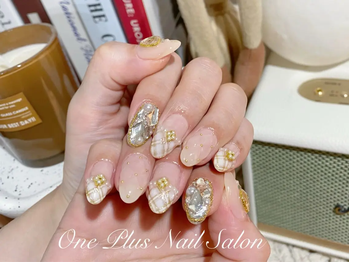 ネイル ハンドネイル One Plus Nail Salonのネイルデザイン