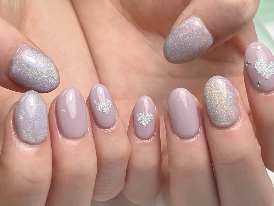 ネイル シンプルネイル lucky nail 歌舞伎町のネイルデザイン