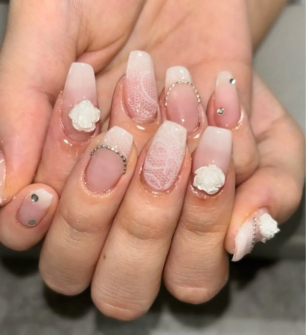 ネイル ガーリー レース 持ち込み Natsumi 【protea】のネイルデザイン