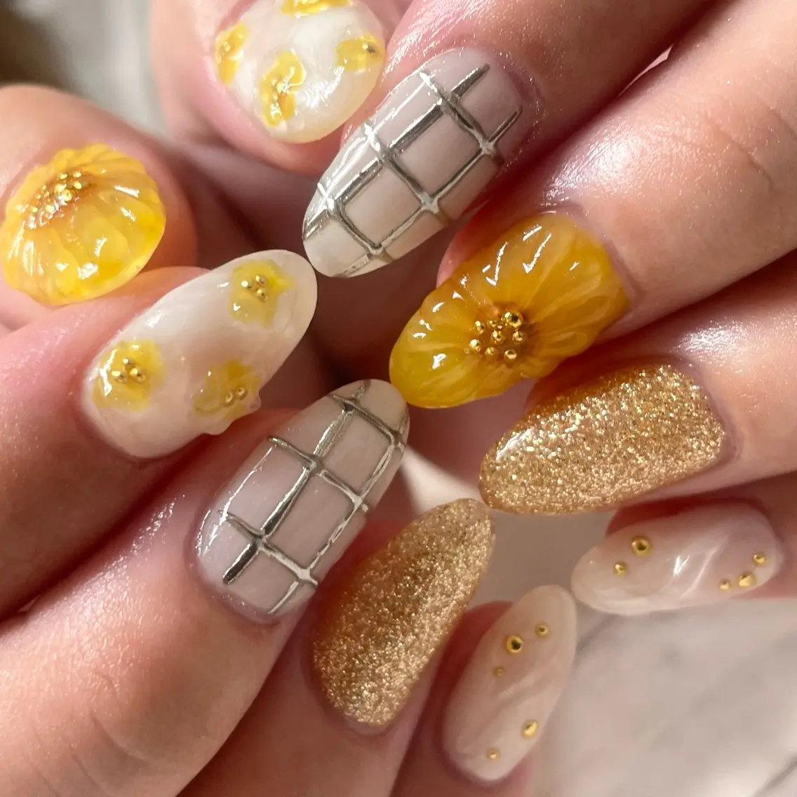 ネイル ハンドネイル Natsumi 𓂃𓈒𓏸𓍯のネイルデザイン
