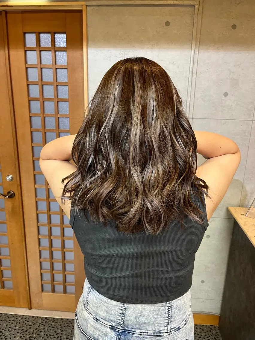 ミディアム エクステ ハイライト 韓国ヘア🇰🇷 RYOTAのヘアスタイル