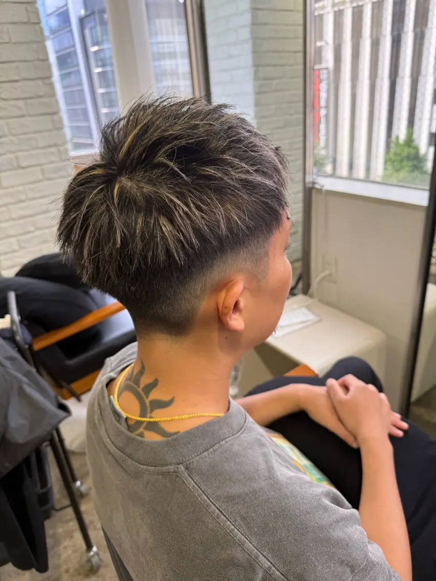 ショート カラー メンズ カット ヘアカラー MEN'S特化🌈 KATOのヘアスタイル