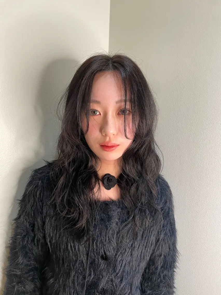 セミロング 顔周りカット レイヤーカット HEIMER ミカド　サトル△のヘアスタイル