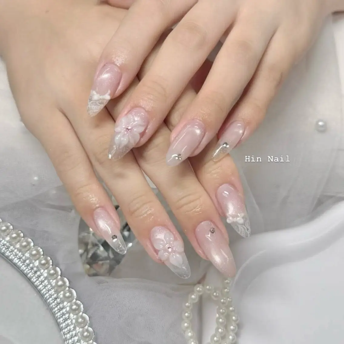 ネイル ハンドネイル HIN NAILのネイルデザイン