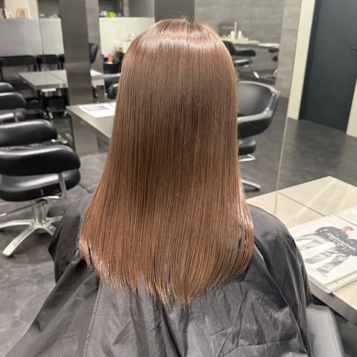 セミロング カラー ブラウンカラー 透明感カラー ヘアカラー トリートメント 韓国ヘア🌙/ 艶カラー️🎀ココネのヘアスタイル