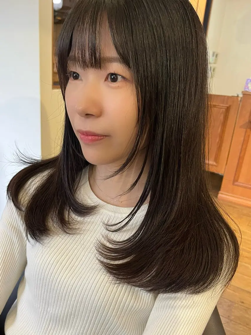 セミロング カラー 顔まわりレイヤー 韓国風ヘア レイヤーカット カット ヘアカラー 薬院:今泉/上川美幸 ボブ/顔周りレイヤーのヘアスタイル