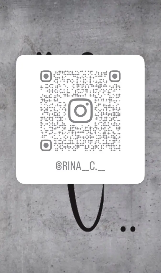 C. Rinaのネイルデザイン