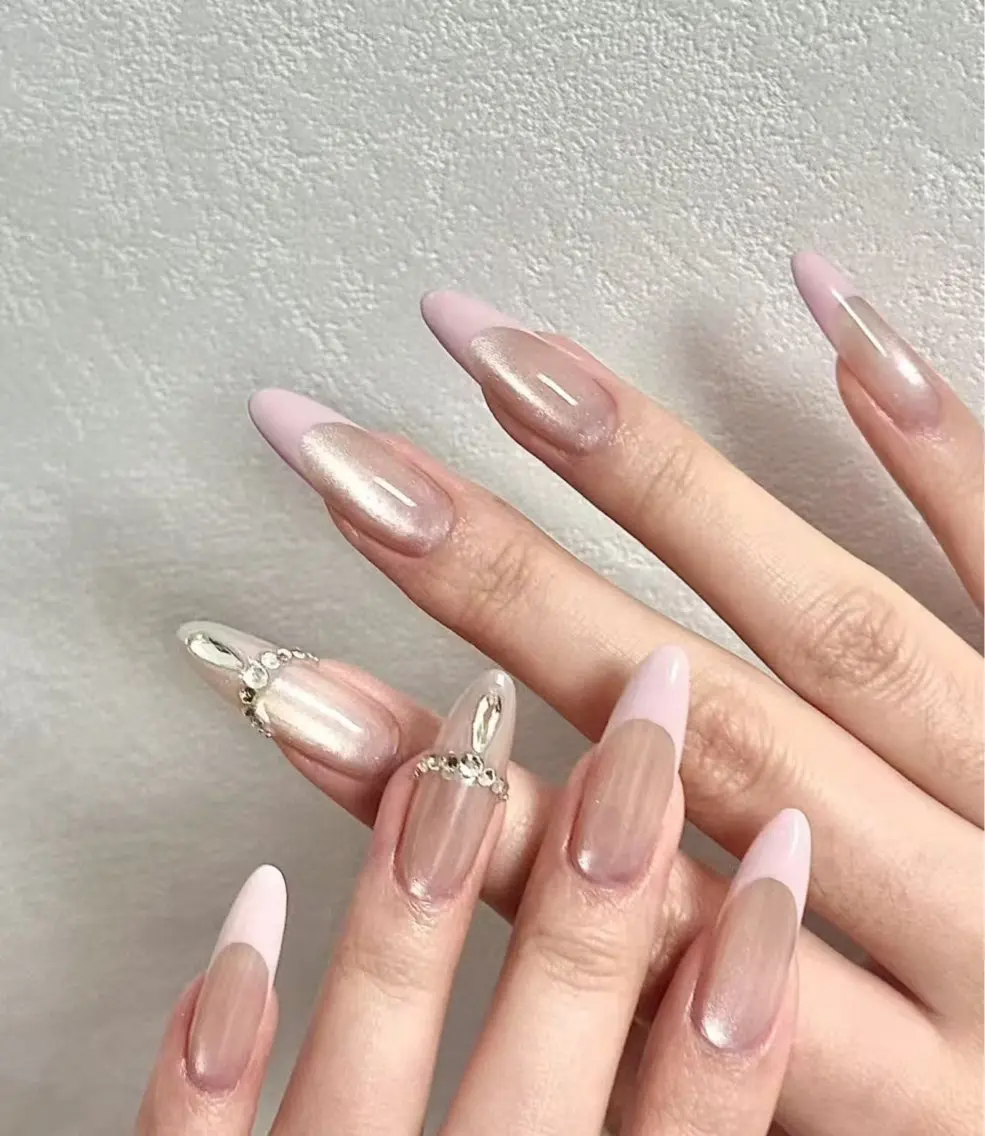 ネイル フラワーネイル フレンチネイル ジェルネイル ガラスフレンチ ハート ハンドネイル BabyYouMi nailのネイルデザイン