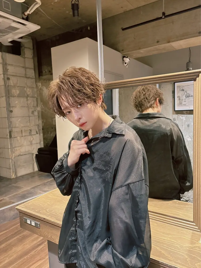 【当日限定】メンズカット+カラー+ブリーチ×1の写真