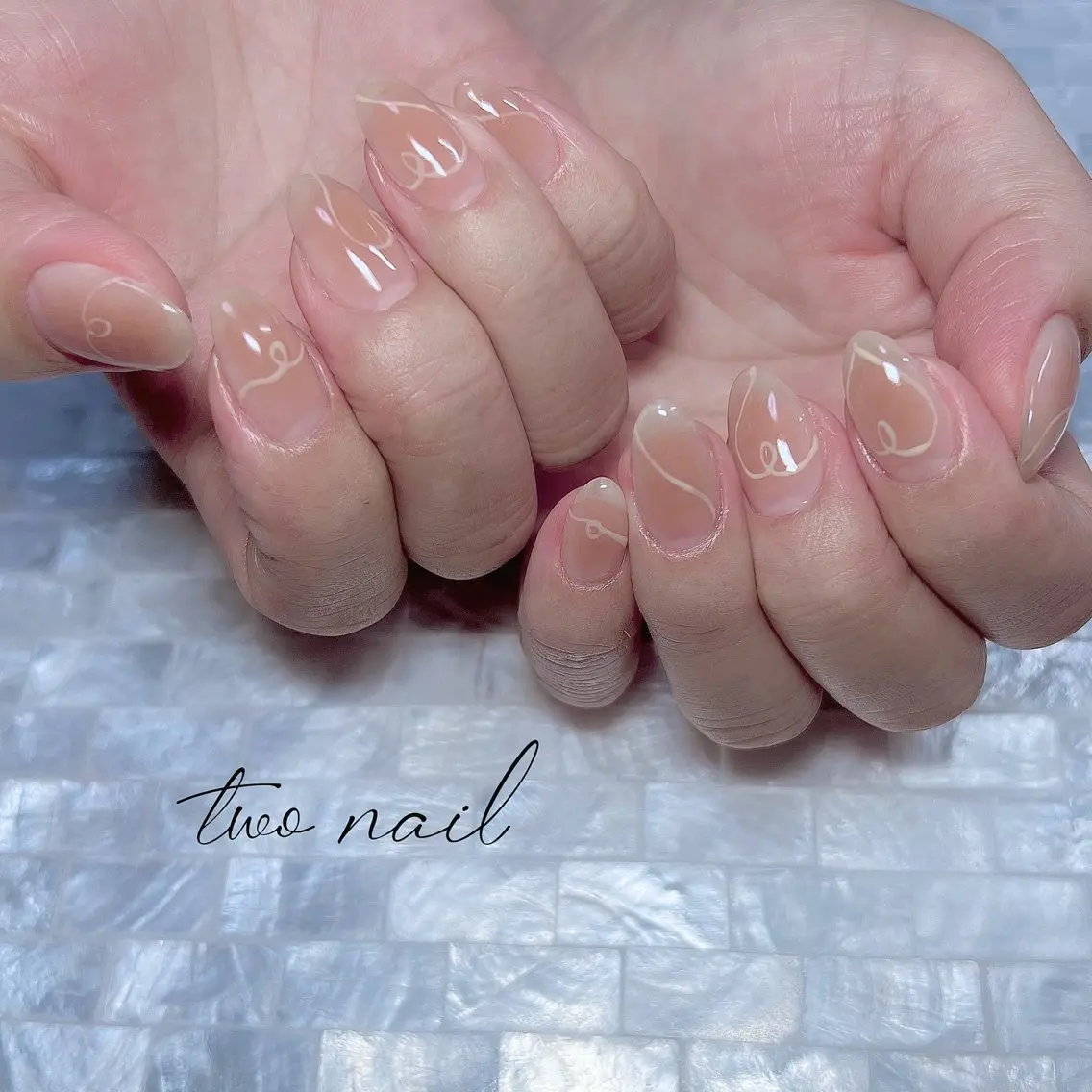ネイル アートネイル ネイルチップ ホワイト ハンドネイル two nailのネイルデザイン