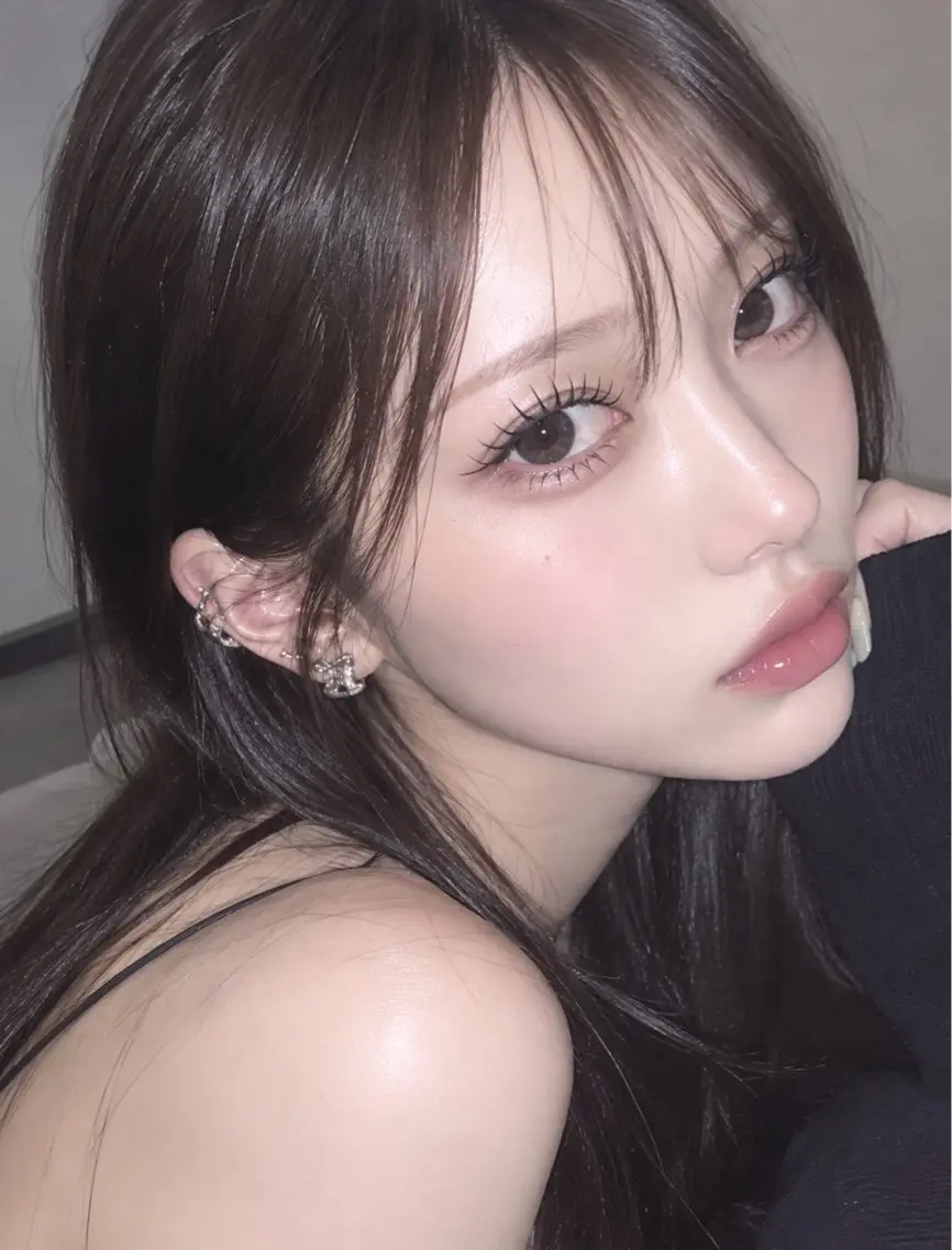 《新規オフ無料》濃さ×低負担×持続力💫美容液込♪最先端技術フラットラッシュ40〜80本の写真