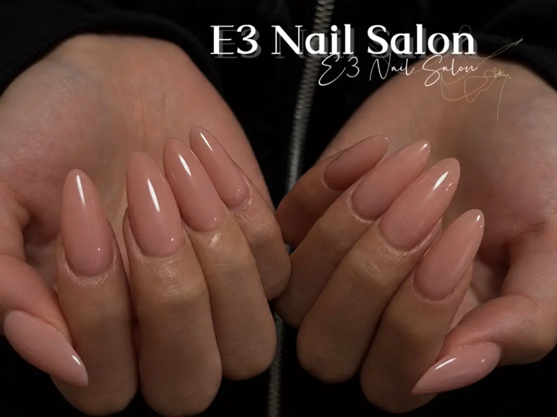ネイル アニマル柄 オーロラネイル べっ甲ネイル ボルドー ブラウン ハンドネイル E3 Nail Salonのネイルデザイン