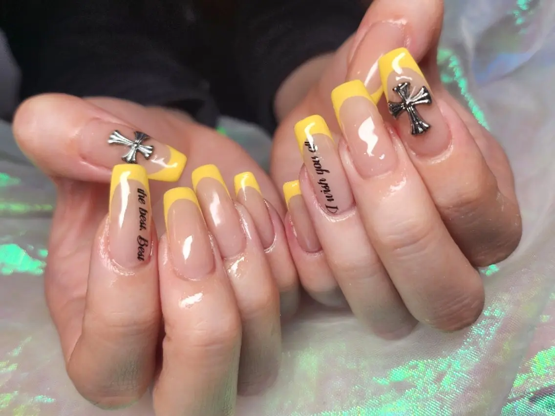 ネイル ハンドネイル 💜bora .のネイルデザイン
