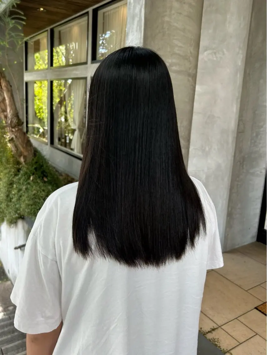 セミロング 池田 七海のヘアスタイル
