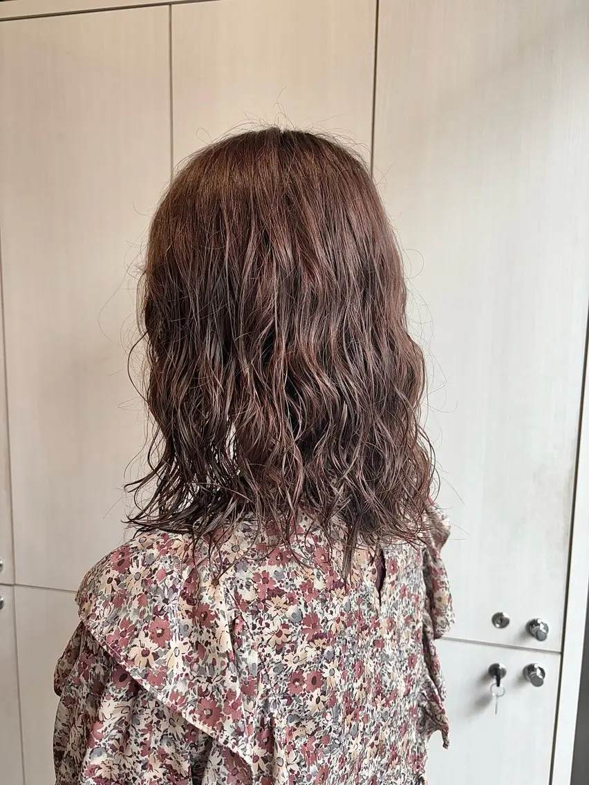 ミディアム カラー パーマ カット パーマ たなか もえなのヘアスタイル