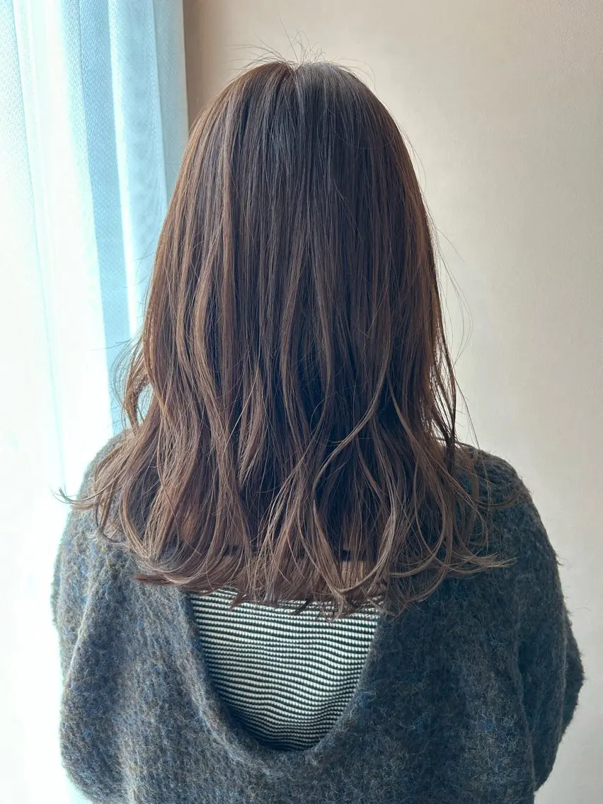 ロング カラー ブラウンカラー チョコレートブラウン hubhair レイヤー/透明感のヘアスタイル
