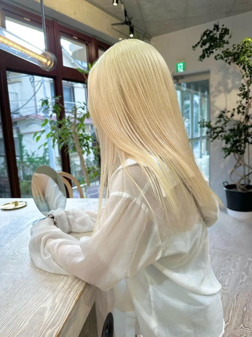 ミディアム ヘアカラー トリートメント kai .のヘアスタイル