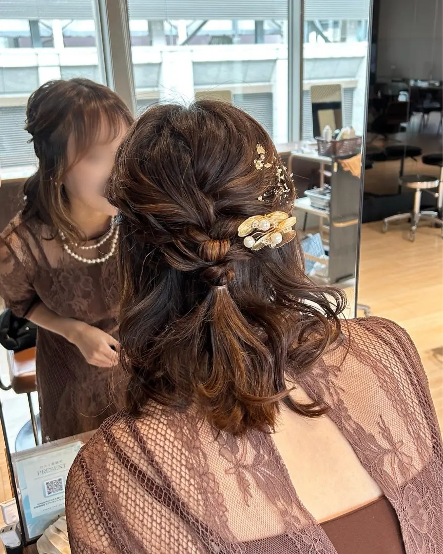ミディアム ヘアアレンジ ハーフアップ 韓国ヘア/顔周り ヘアセット/加藤優里のヘアスタイル