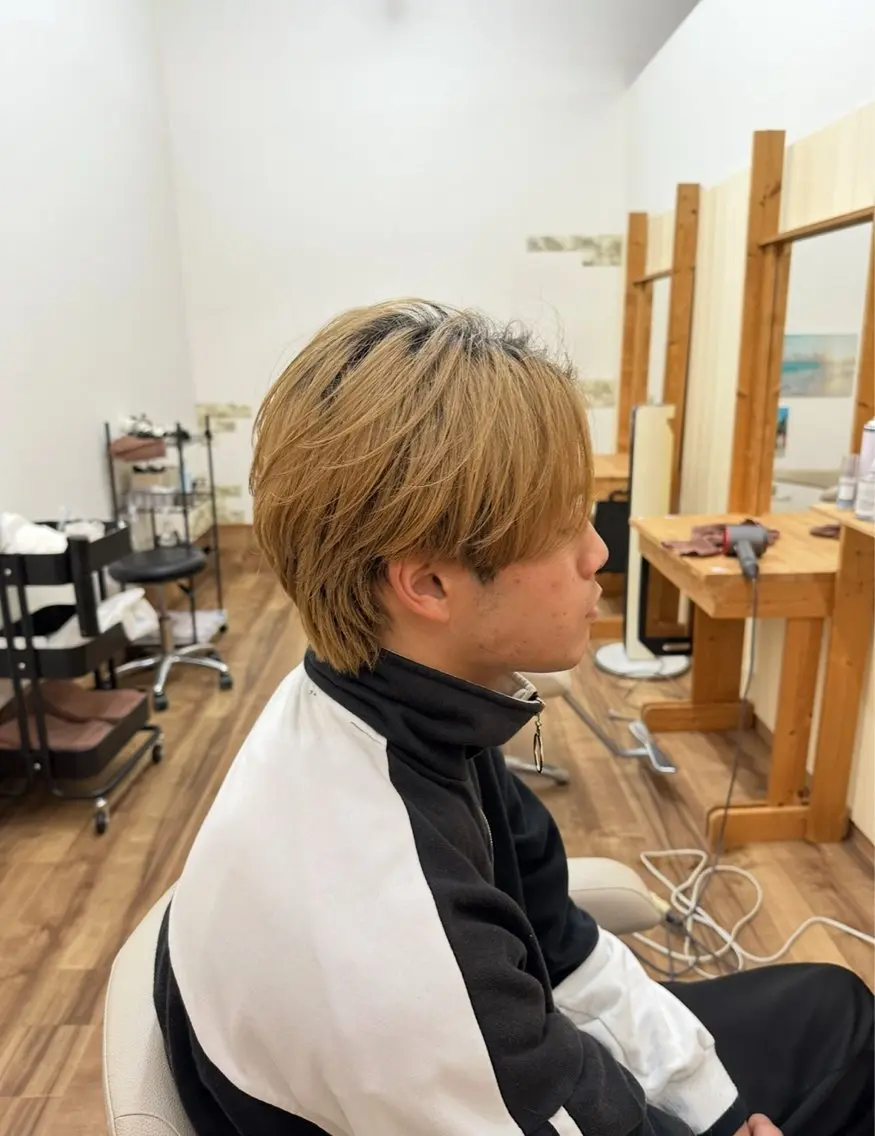 ショート メンズ ショートヘア カット 艶髪カラー/髪質改善 細貝 舞利のヘアスタイル