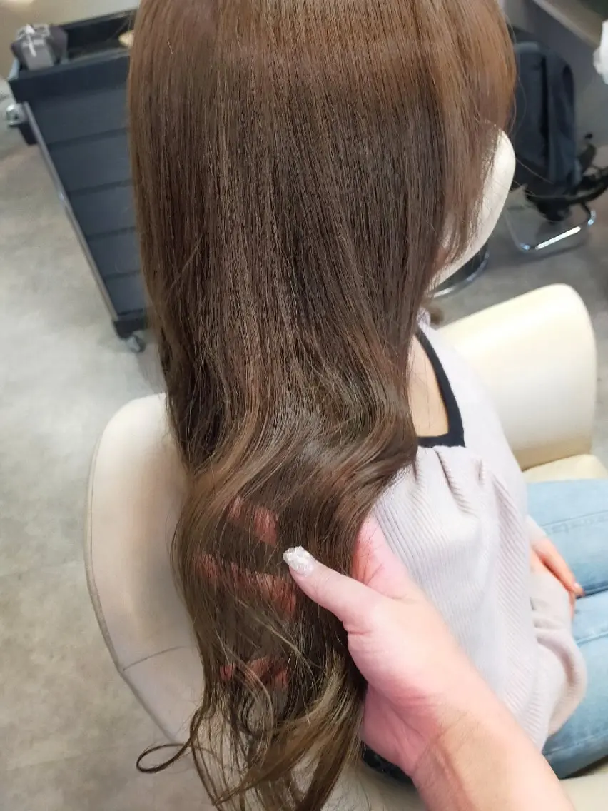 カラー ヘアカラー トリートメント SiLO 🎀 𝕂𝕒𝕟𝕟𝕒のヘアスタイル