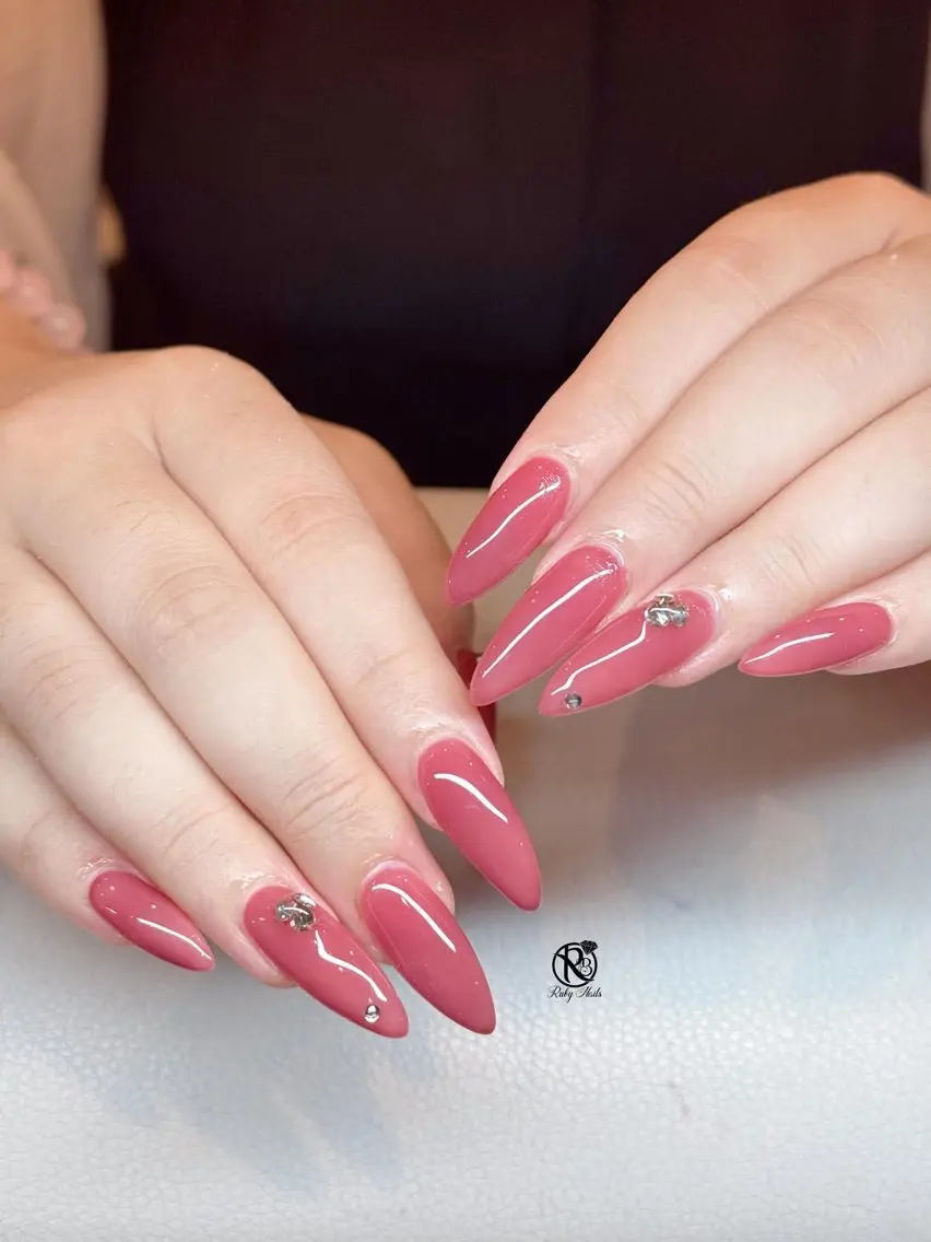 ネイル ストーンネイル ハンドネイル RUBY Nail 日暮里店のネイルデザイン