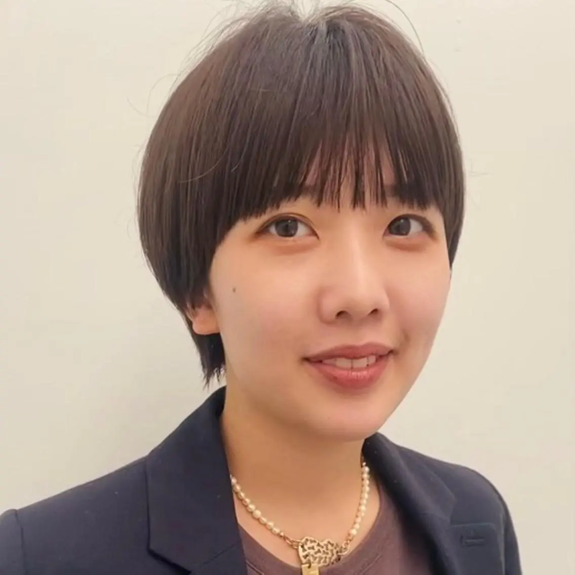 ショート カラー 透明感カラー ショートヘア 大石 沙季のヘアスタイル