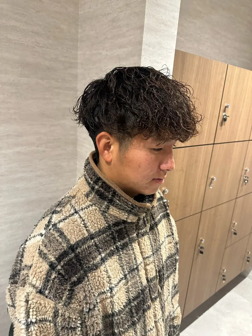 メンズ メンズパーマ 波巻きパーマ カット パーマ 小野友裕 岡崎市✨CONTY店のヘアスタイル