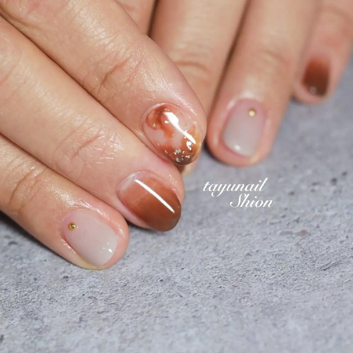 ネイル ジェルネイル グラデーション パラジェル ショートネイル ネイルサロン 【たゆnail】のネイルデザイン