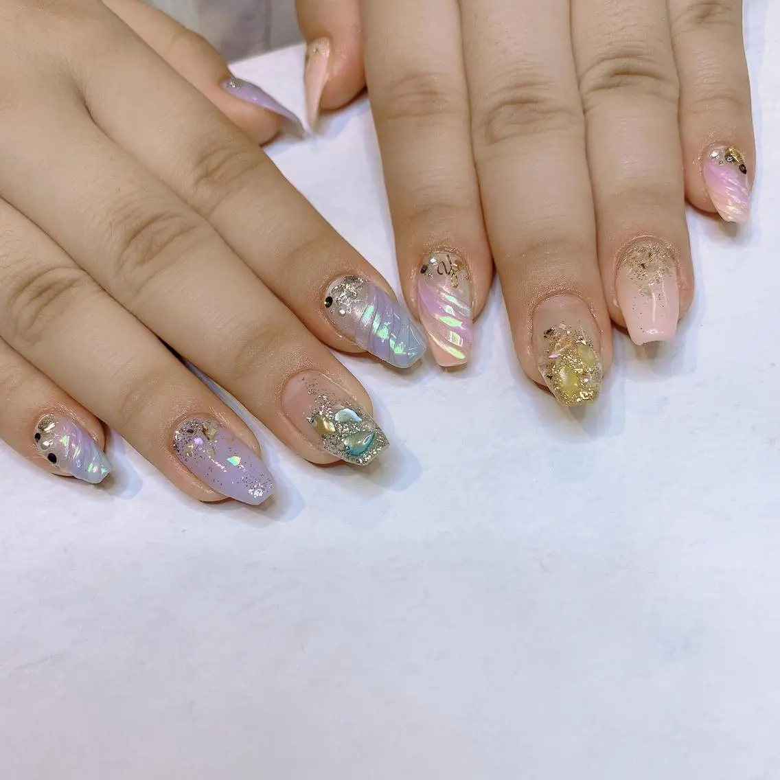 ネイル ハンドネイル フットネイル Adite nailのネイルデザイン