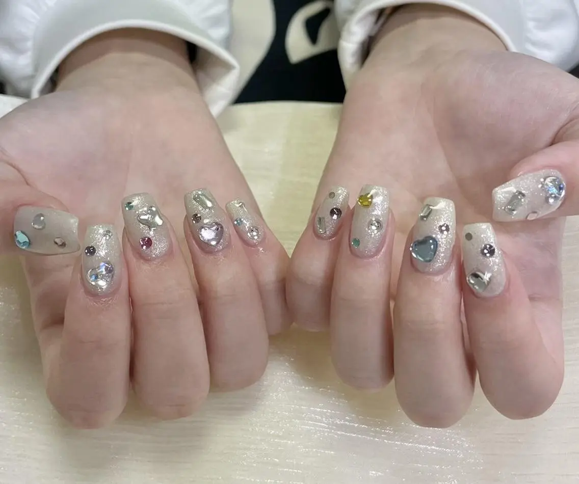 ネイル ハンドネイル Pure&Rich Nailのネイルデザイン