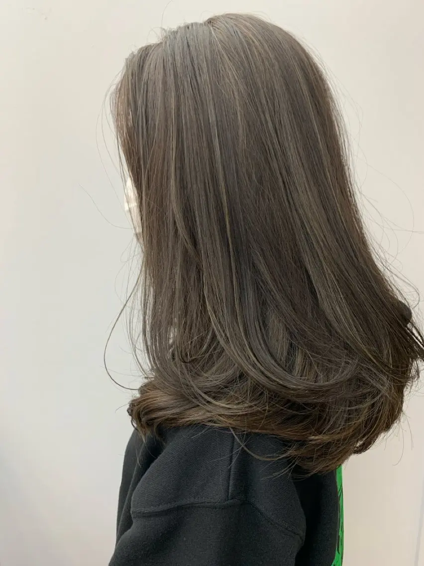 ロング カラー ヘアカラー トリートメント newi 所沢のヘアスタイル