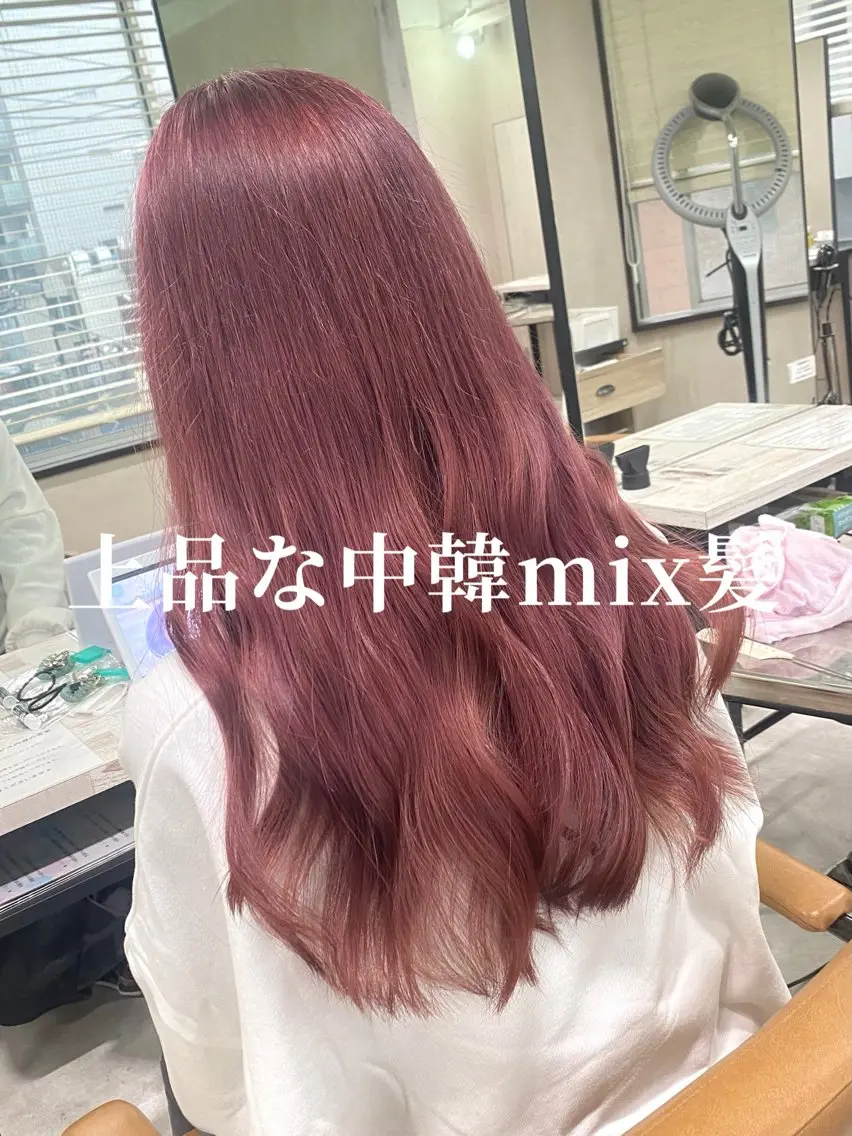 ロング カラー ベージュカラー ブリーチ ケアブリーチ デザインカラー ハイライトカラー カット ヘアカラー トリートメント 脱!黒髪 ダブルカラー【上野】のヘアスタイル