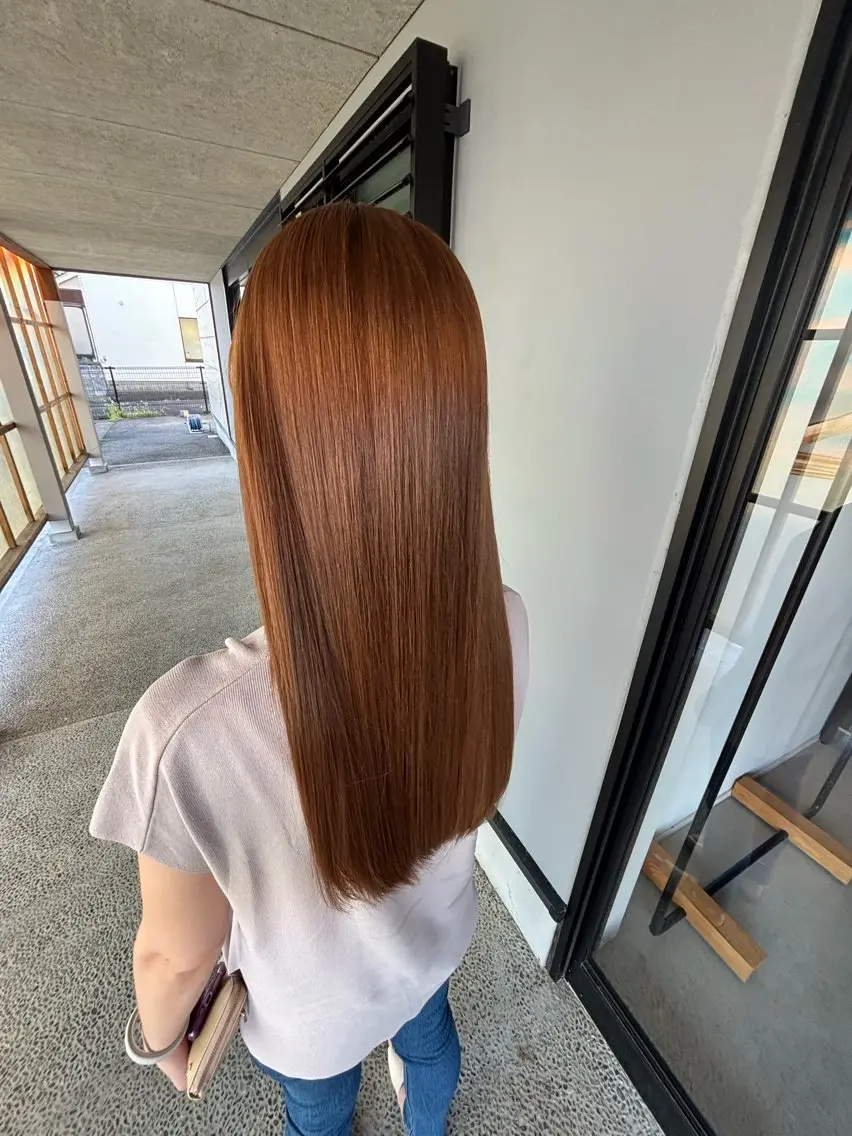 ロング ヘアカラー 西川 璃乃朱のヘアスタイル