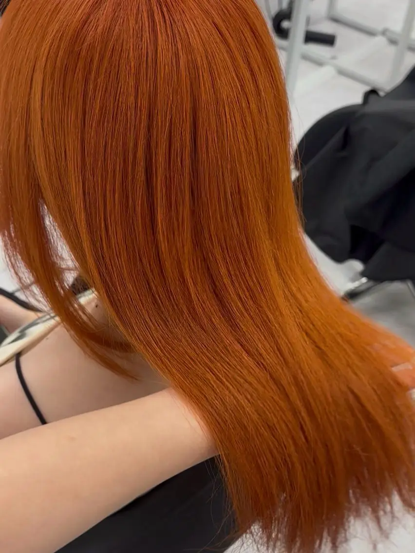 ロング カラー ブリーチ 透明感カラー オレンジ カット ヘアカラー トリートメント Ayano🎀似 合わせ×透明感🎀のヘアスタイル