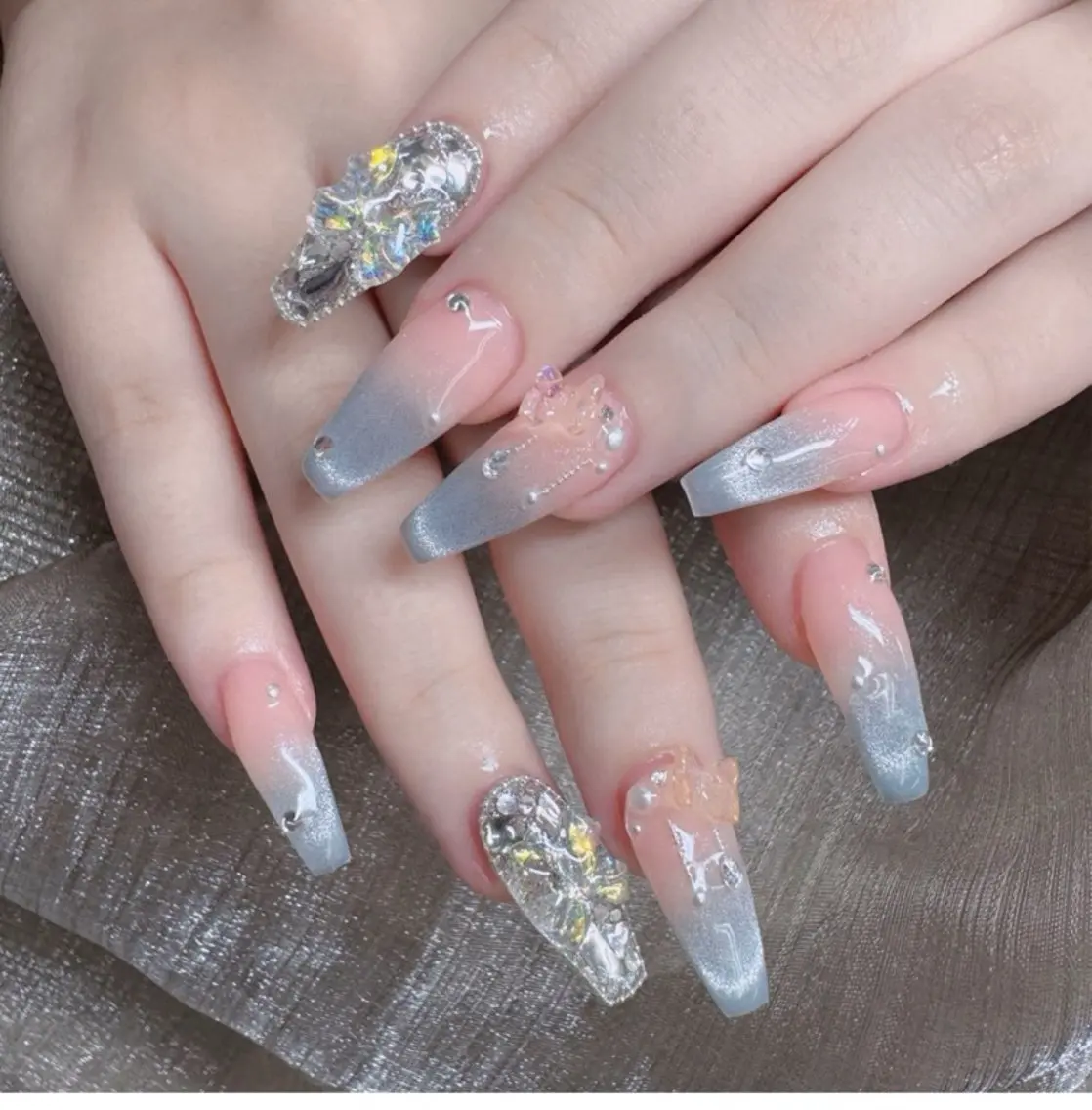 ネイル オーロラネイル チークネイル 長さ出し フットネイル フレンチネイル Lee Nails チップ長さだし専門店のネイルデザイン