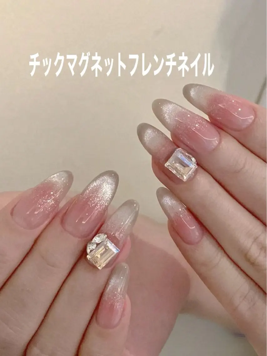 ワンホン​〜​チックフレンチマグネットネイルの写真