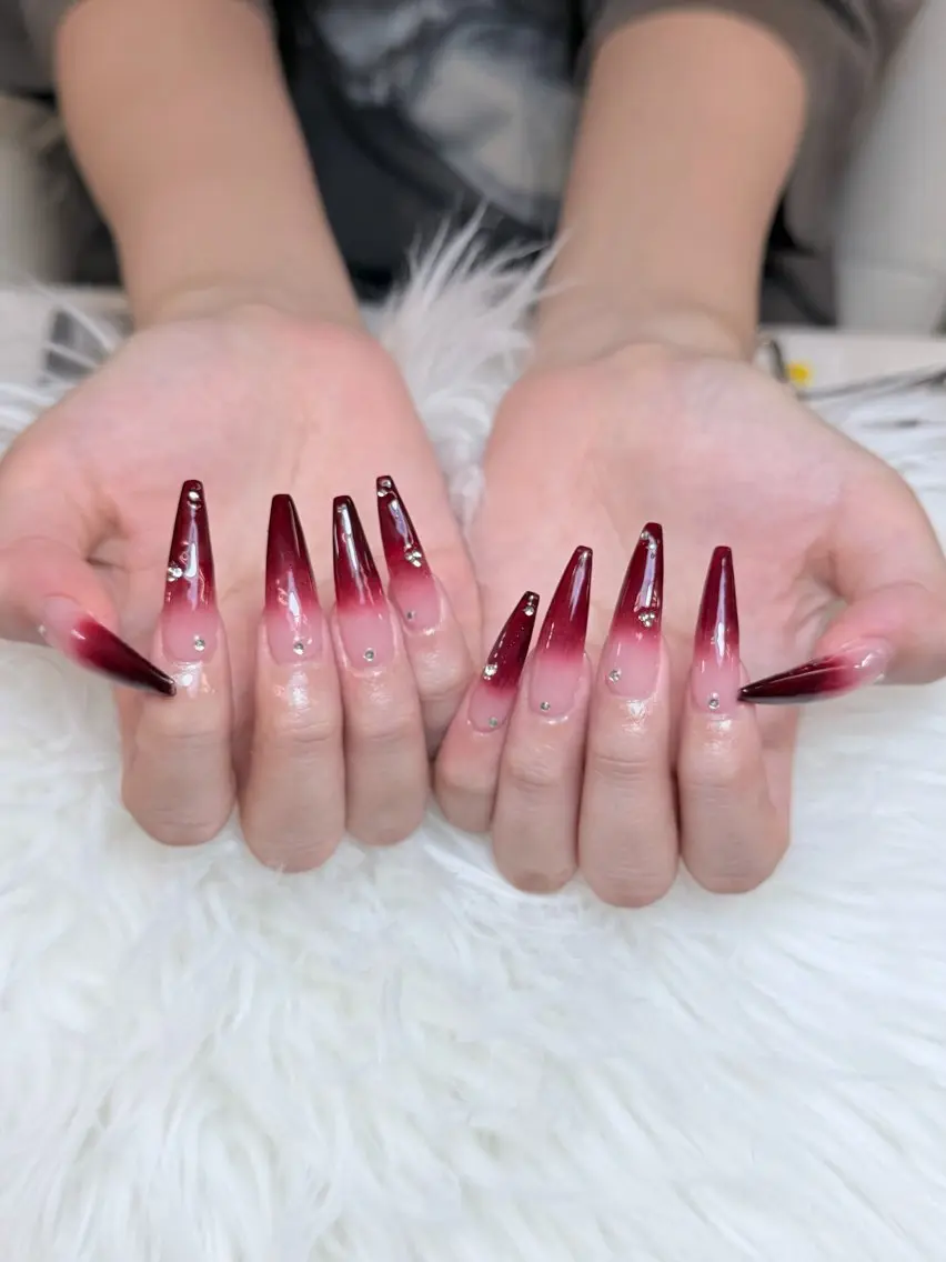 ネイル ハンドネイル ハンドケア Anh Nail 歌舞伎町のネイルデザイン