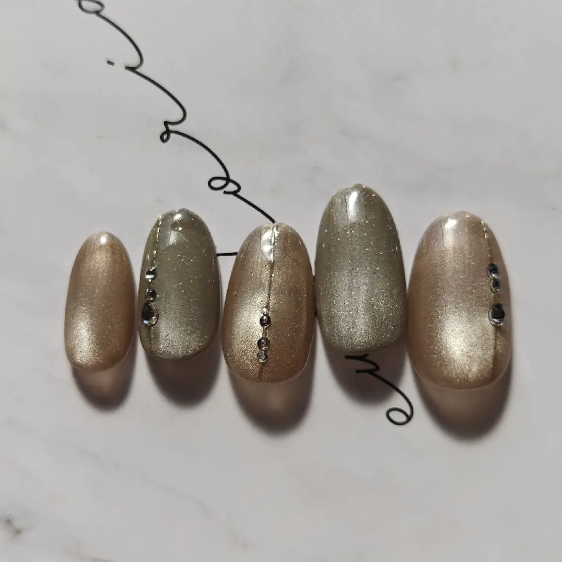 ネイル ハンドネイル mg nailのネイルデザイン