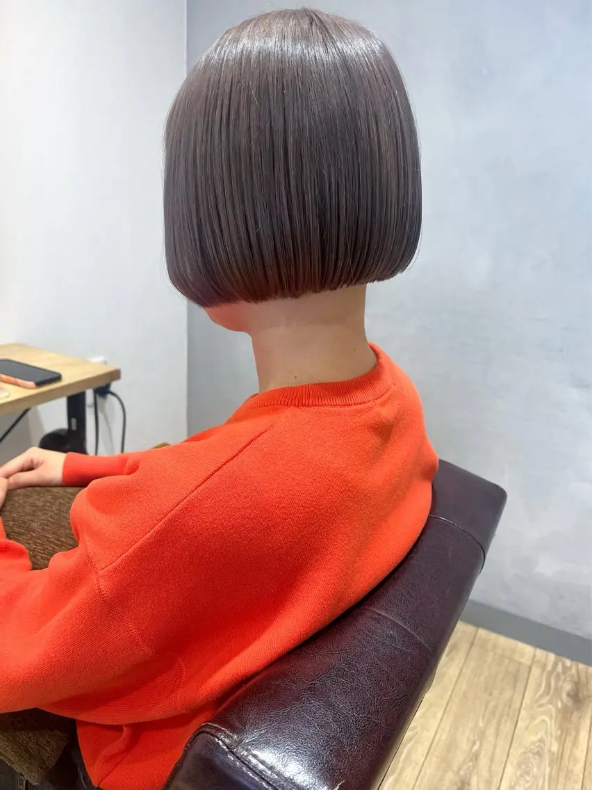 ショート カラー カット ヘアカラー 地毛風ストレート ミニボブ🌷江梨🍎のヘアスタイル