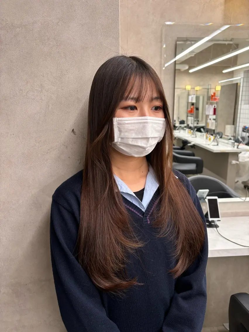 ロング カラー 抜け感レイヤー︴ ニュアンスカラーのヘアスタイル
