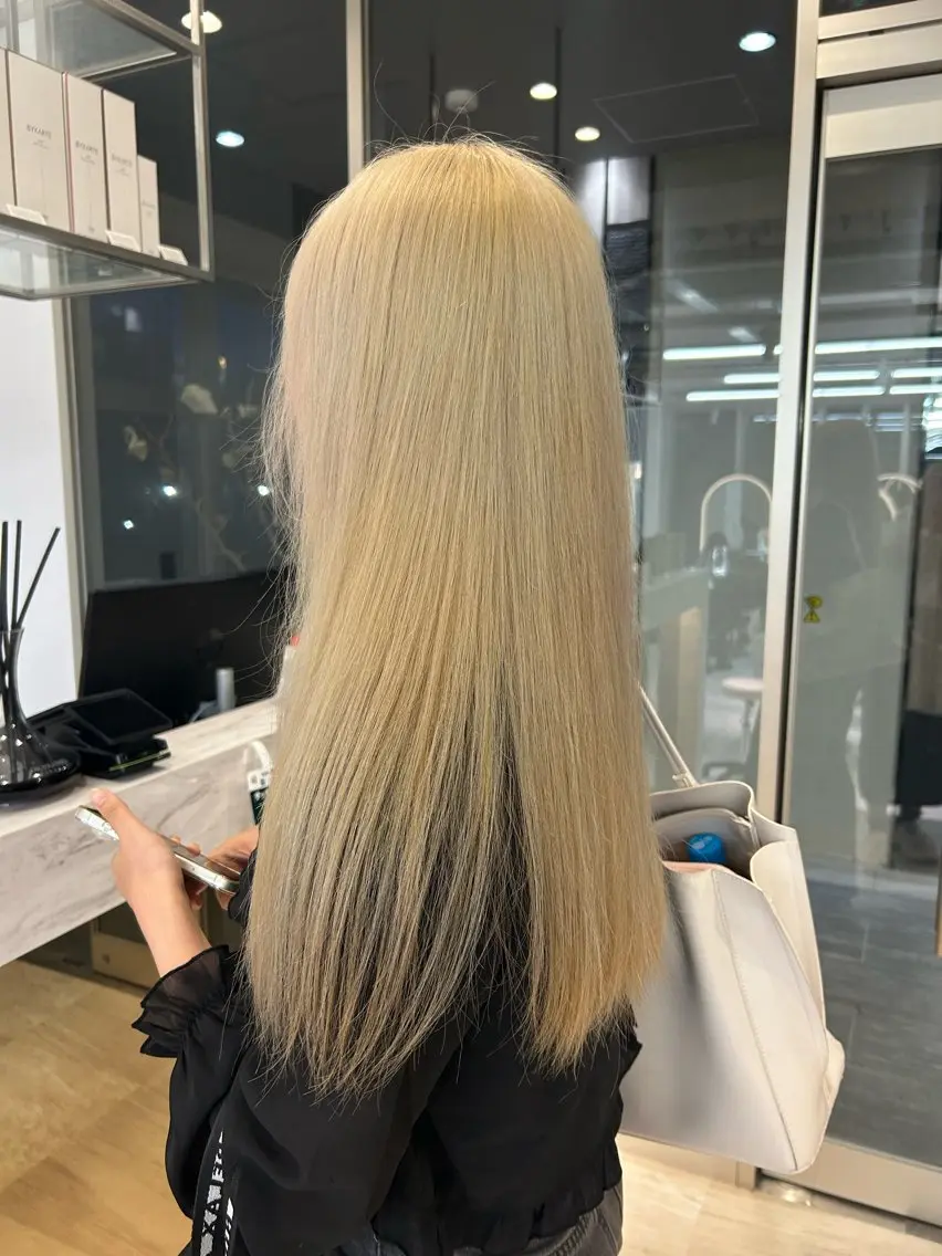 ロング Shousui Mutsumiのヘアスタイル