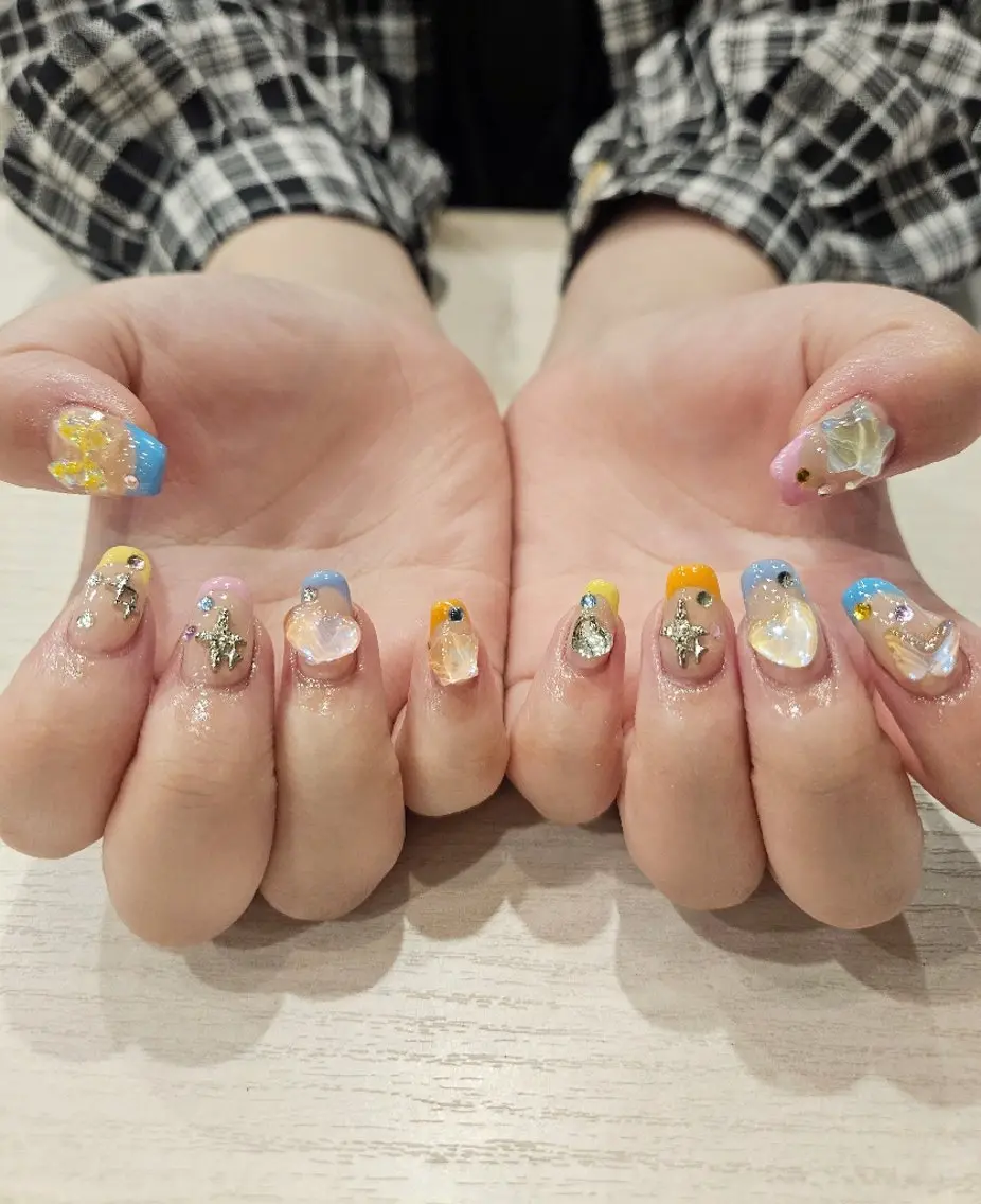 ネイル ハンドネイル 関口 友菜のヘアスタイル
