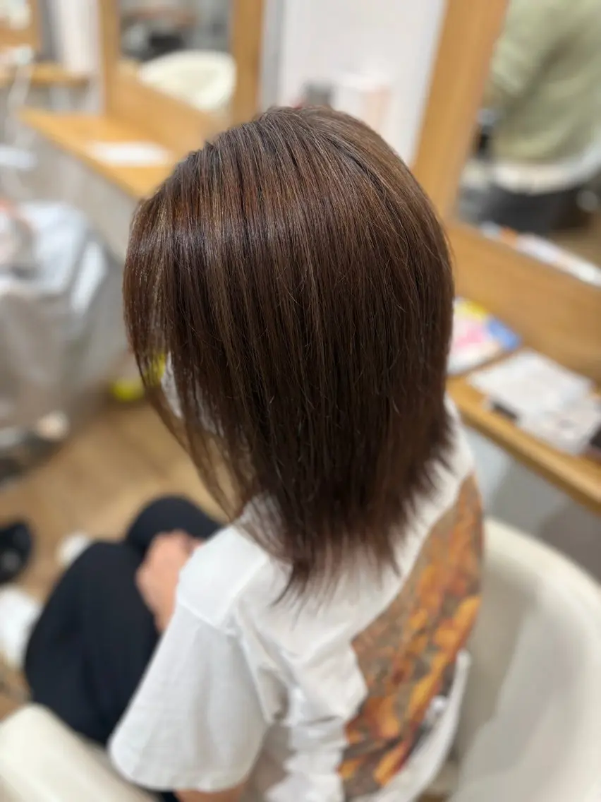 ミディアム カラー ハイライトカラー ハイライト 京都駅/透明感カラー 🖤sakiのヘアスタイル