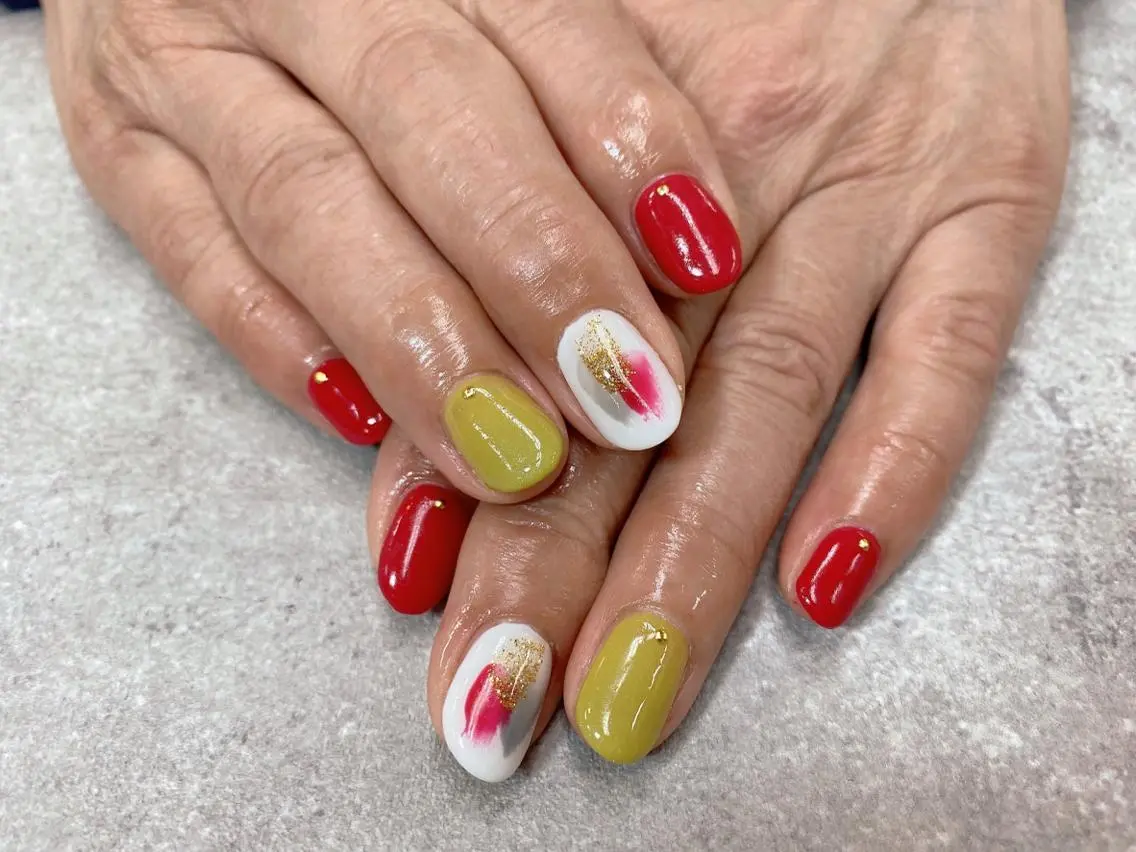 ネイル ワンカラーネイル 赤色 ハンドネイル FASTNAIL PLUS 新宿店のネイルデザイン