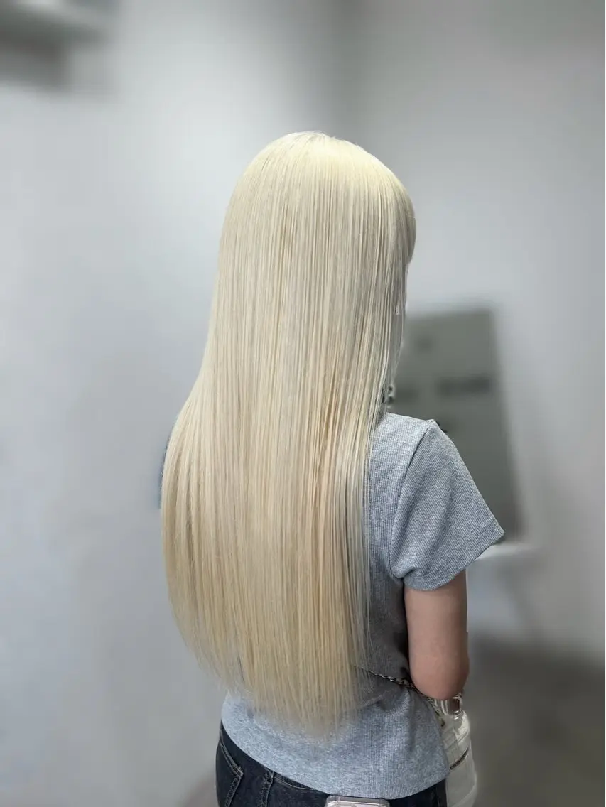 ロング カラー ブリーチ ブロンド ケアブリーチ 透明感カラー ハイトーンカラー トレンドレイヤー✂️ RYOTAのヘアスタイル