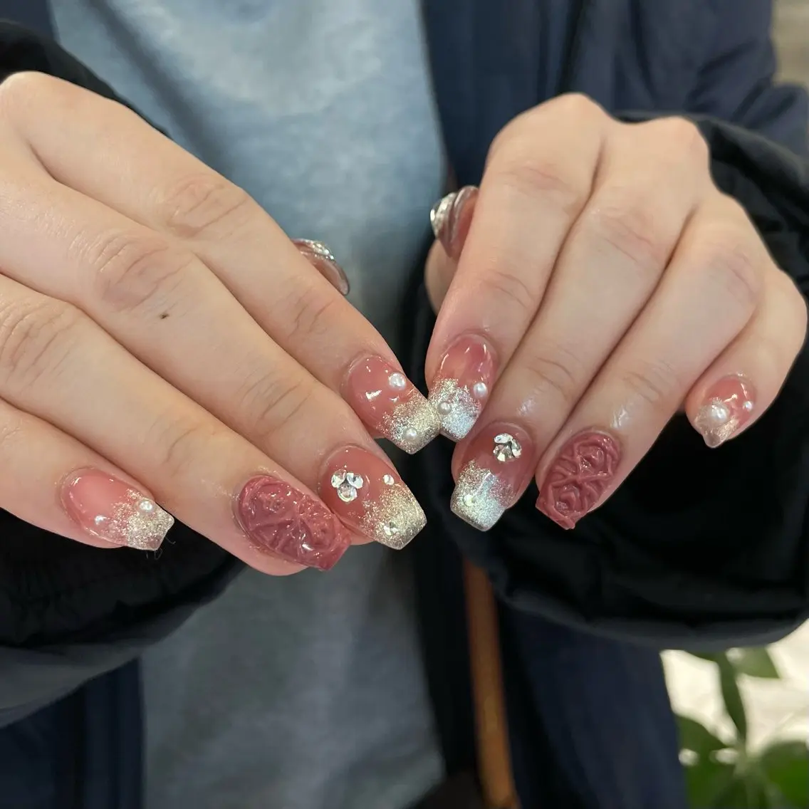 ネイル クルミ/ 💕ワンホンネイルのネイルデザイン