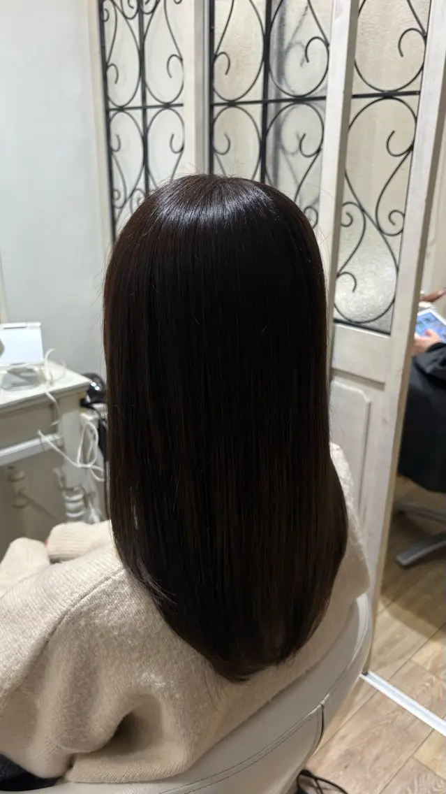 ミディアム カラー カット ヘアカラー 似合わせ 顔周りYUUGAのヘアスタイル